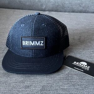 Brimmz Dark Blue Trucker Hat size XS infant